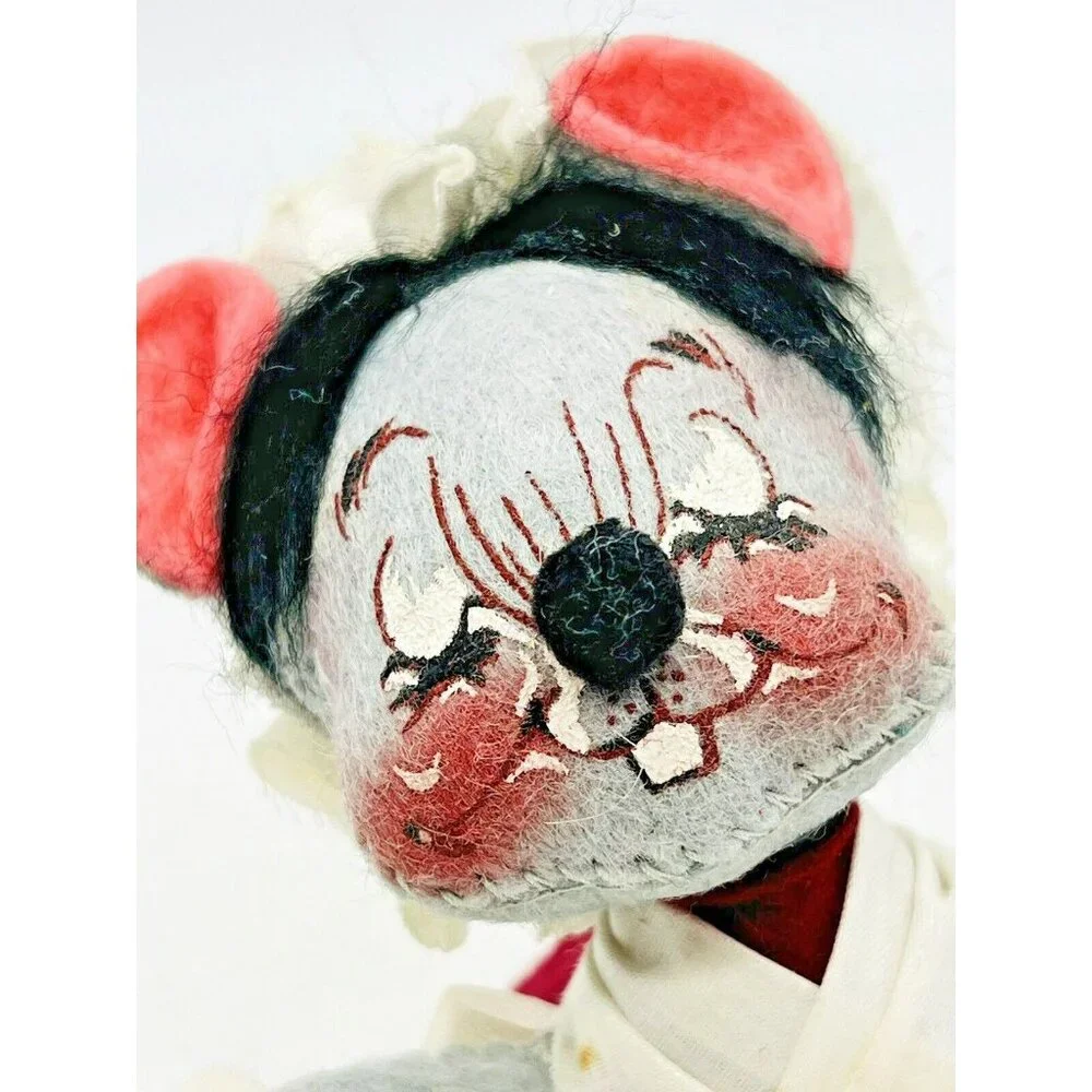 Annalee Mouse Pinafore Bonnet Maroon Dress Closed Eyes 5 inch 1965‎ Vintage USA